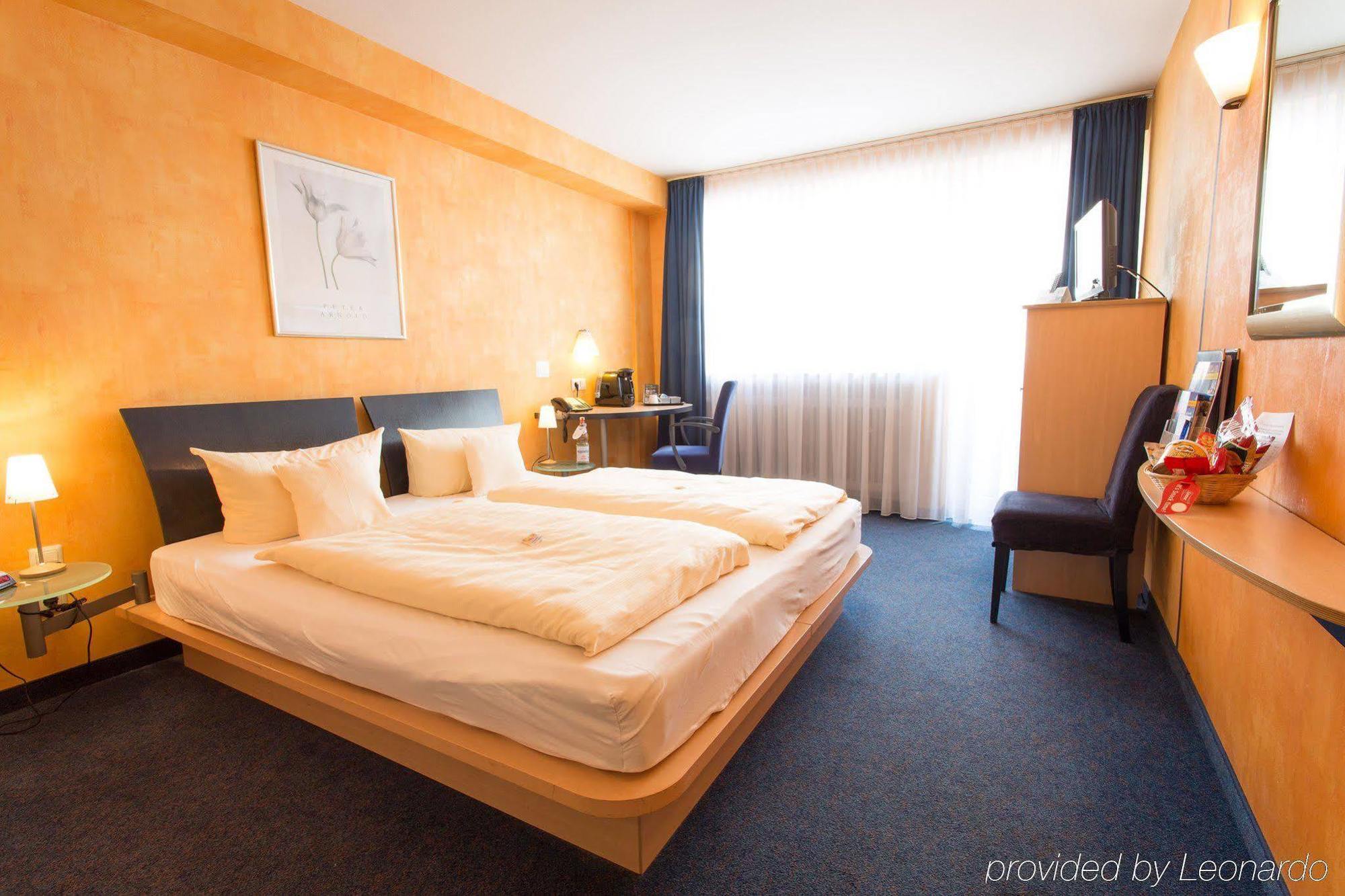 Hotel National Duesseldorf Εξωτερικό φωτογραφία