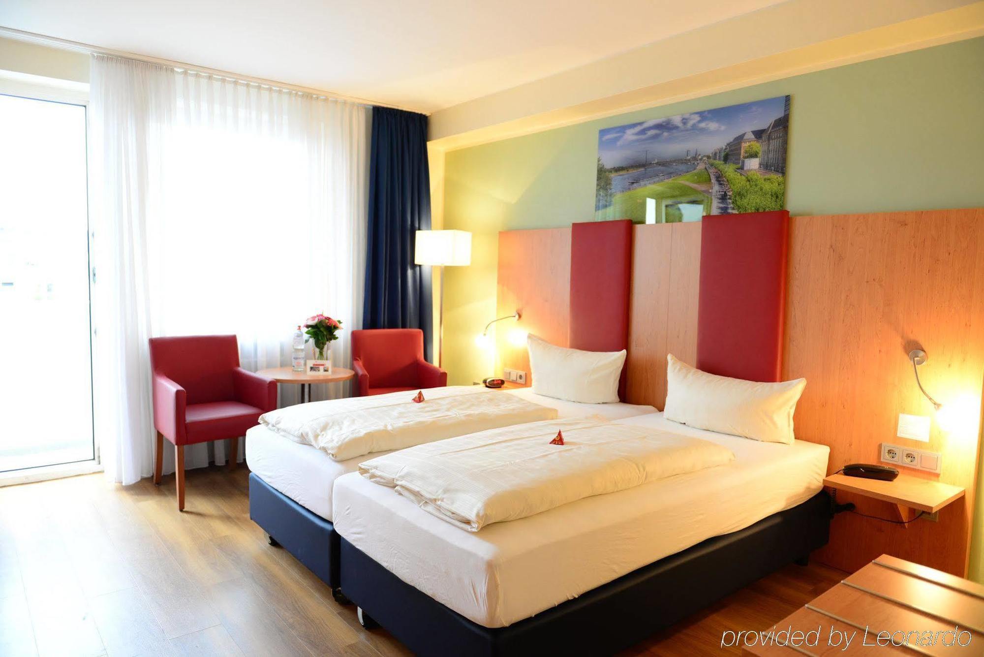 Hotel National Duesseldorf Εξωτερικό φωτογραφία
