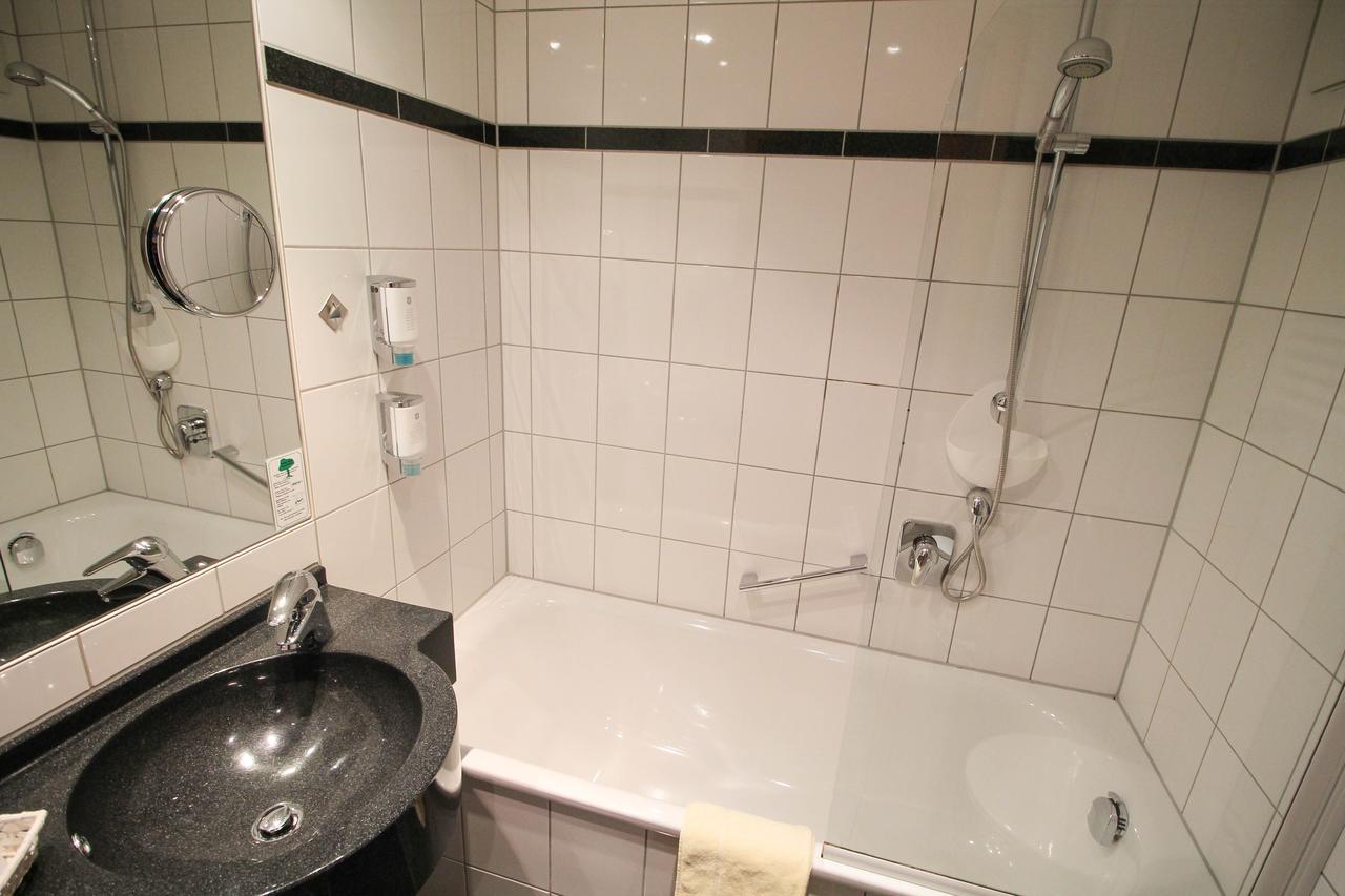 Hotel National Duesseldorf Εξωτερικό φωτογραφία