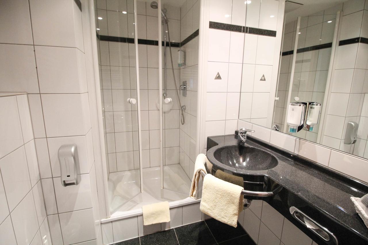 Hotel National Duesseldorf Εξωτερικό φωτογραφία