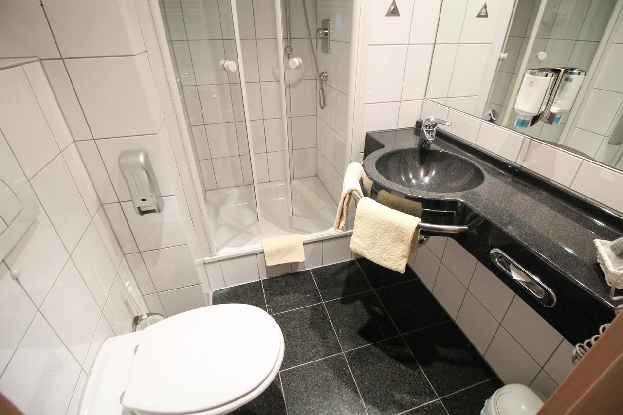Hotel National Duesseldorf Εξωτερικό φωτογραφία